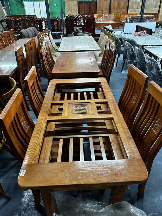 Bộ bàn ghế gỗ phòng ăn kiểu dáng đẹp
